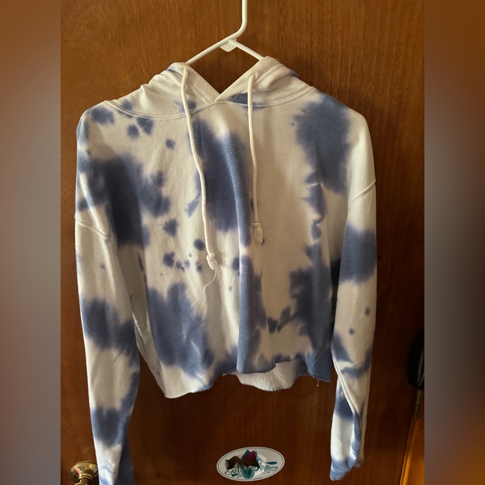 Cropped hoodie